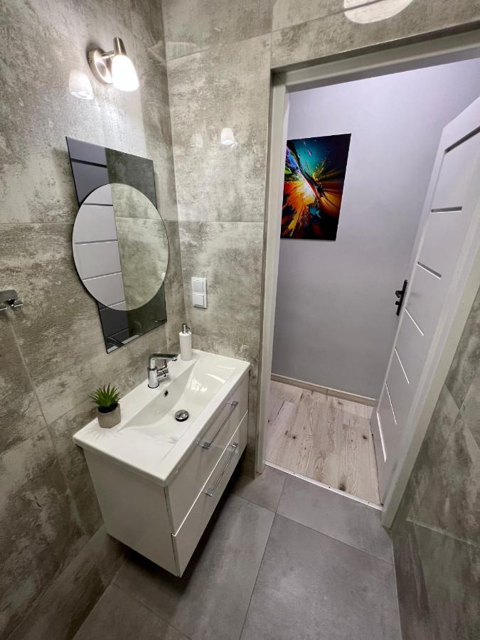 Apartamenty Koktajlove 凯尔采 外观 照片