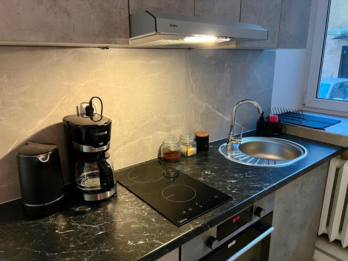 Apartamenty Koktajlove 凯尔采 外观 照片