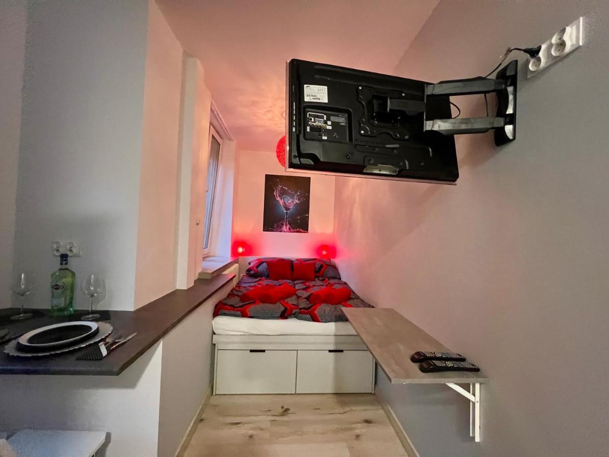 Apartamenty Koktajlove 凯尔采 外观 照片