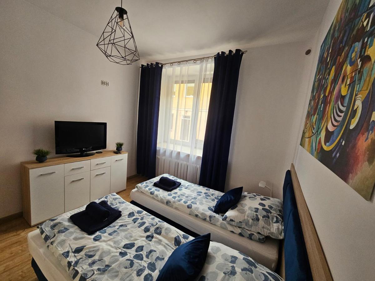 Apartamenty Koktajlove 凯尔采 外观 照片