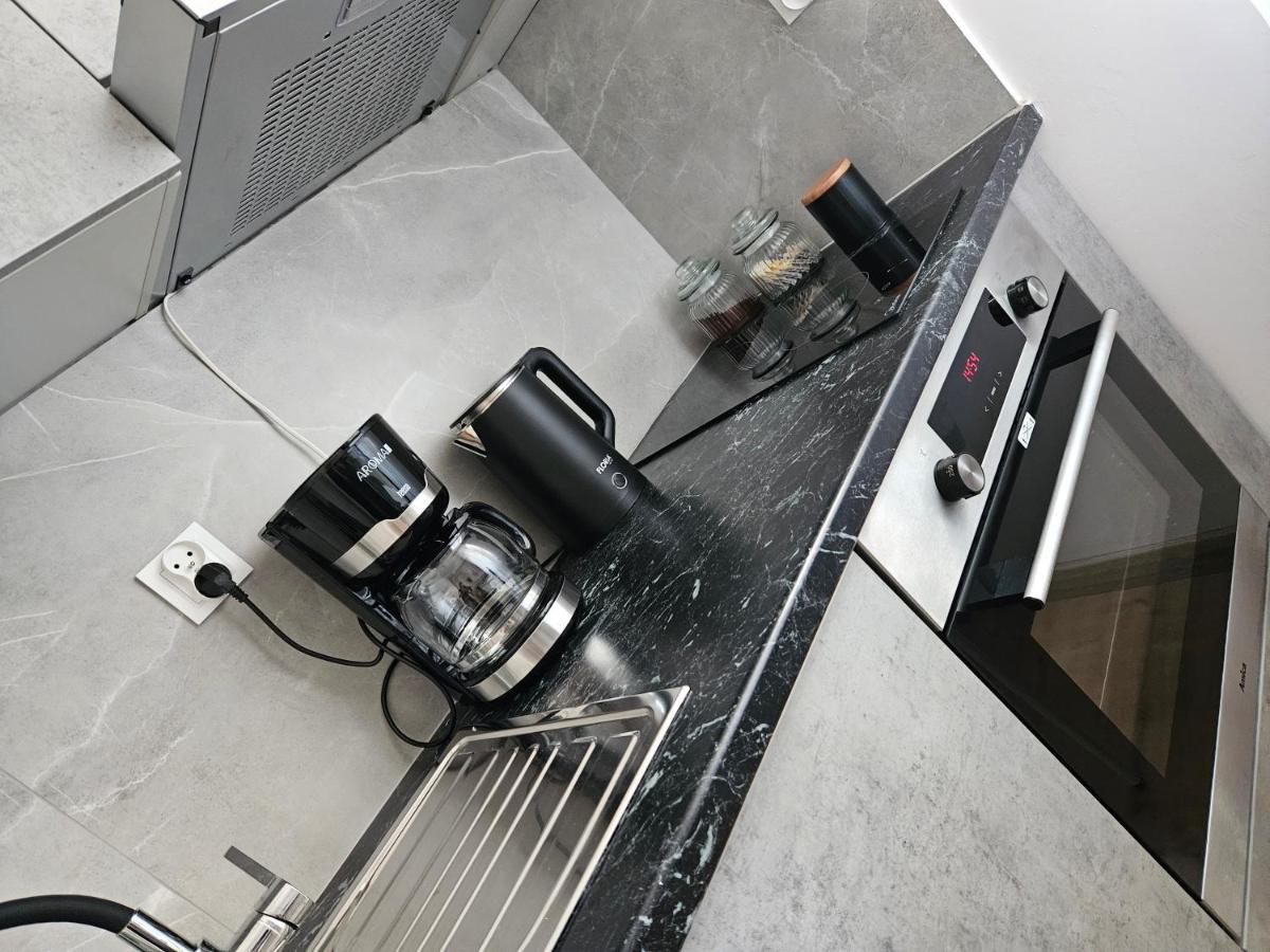 Apartamenty Koktajlove 凯尔采 外观 照片